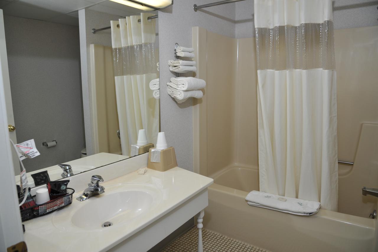 Surrey Inn - thumb 12