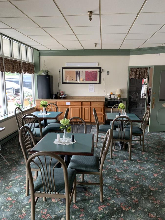 Surrey Inn - thumb 4