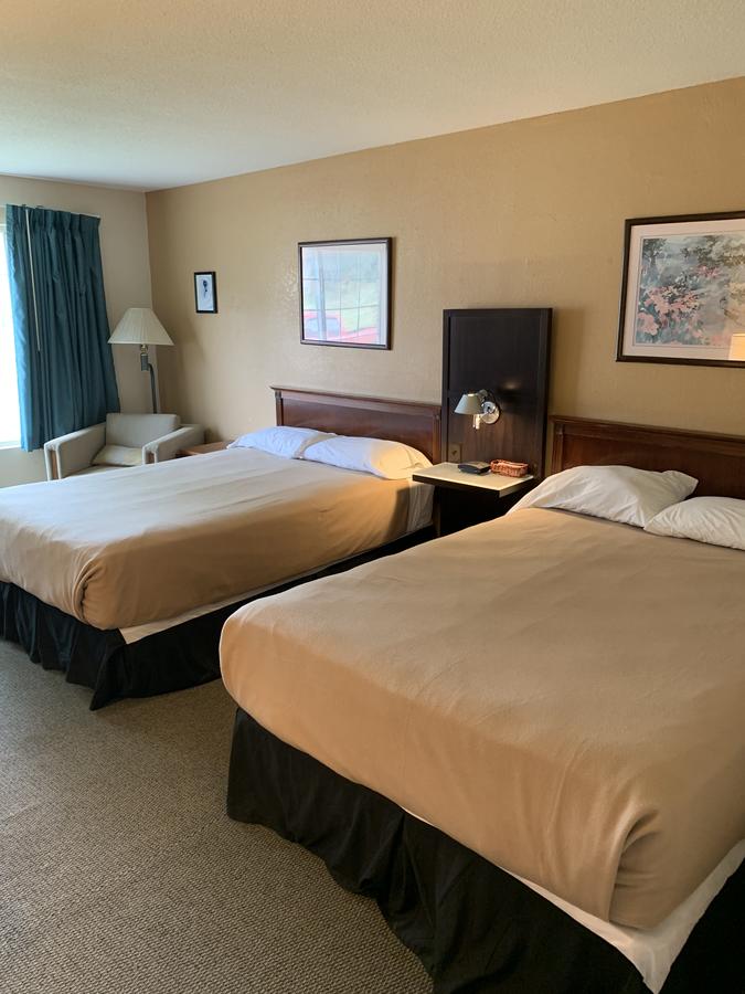 Surrey Inn - thumb 6