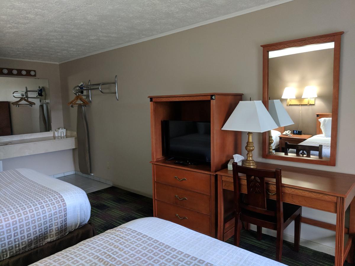 South Shore Inn - thumb 14