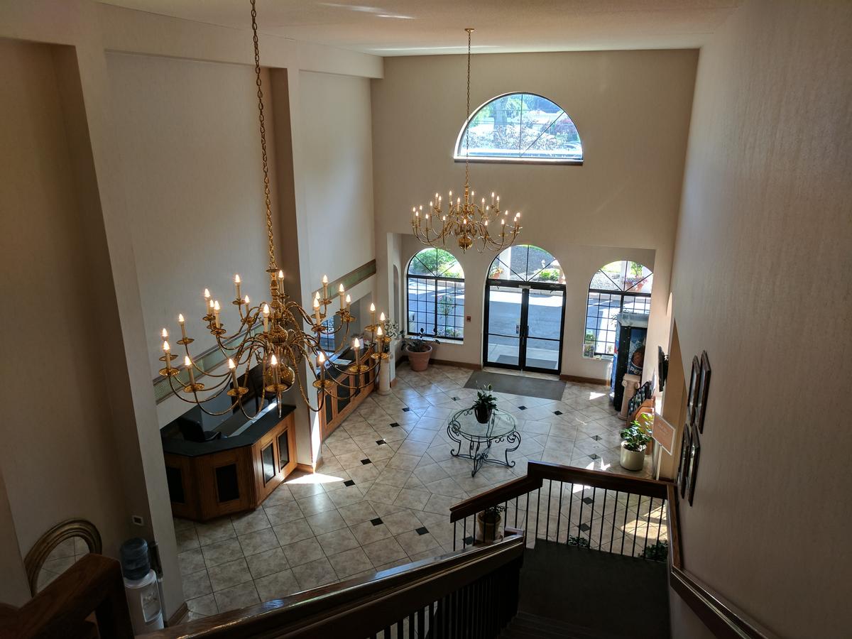 South Shore Inn - thumb 5