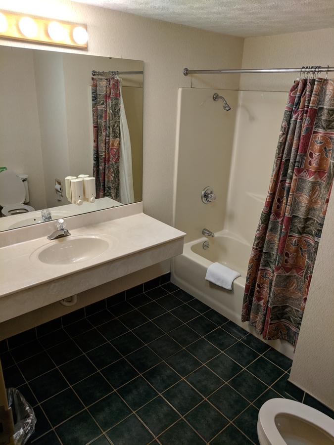 South Shore Inn - thumb 16