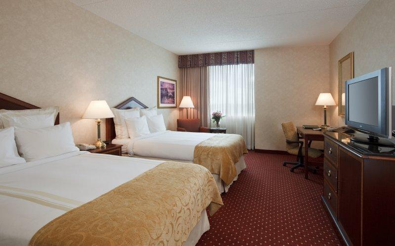 Columbus Airport Marriott - thumb 22