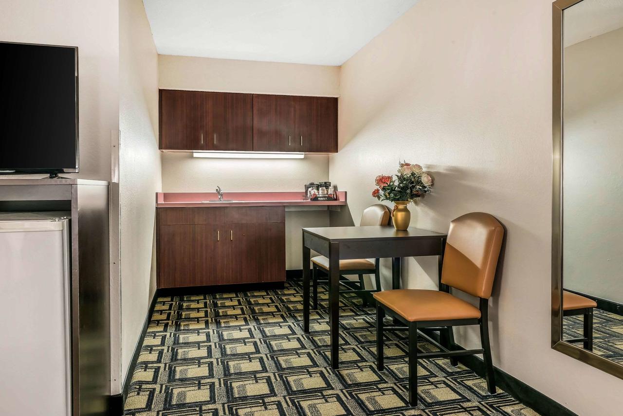 Quality Inn & Suites Mason Hwy 42 - thumb 29