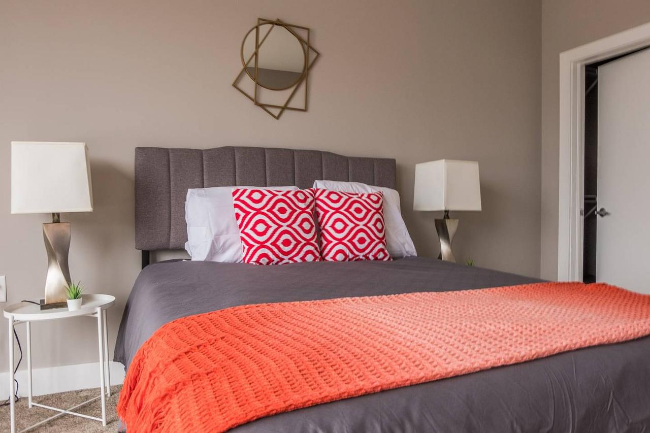 Jewel In Central Downtown - Walk To Scioto Mile - thumb 6