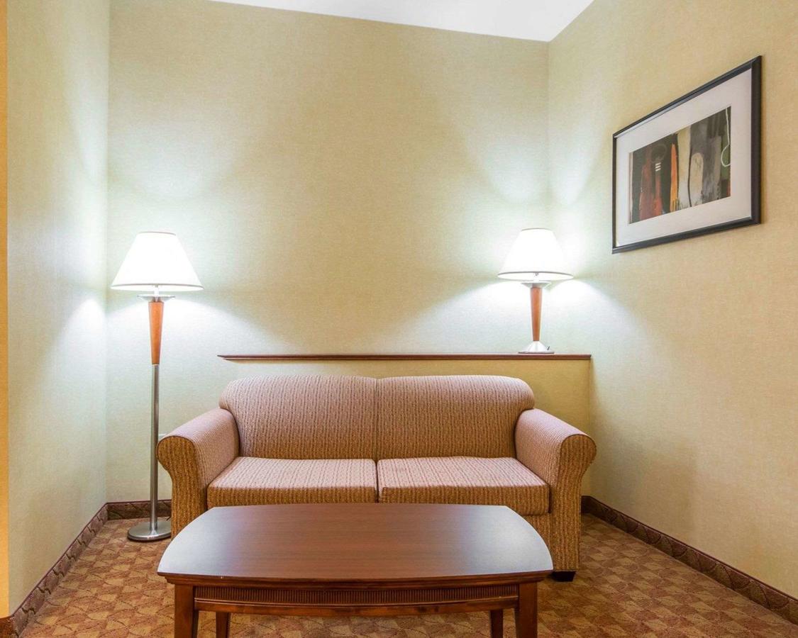 Comfort Suites South Point - Huntington - thumb 10
