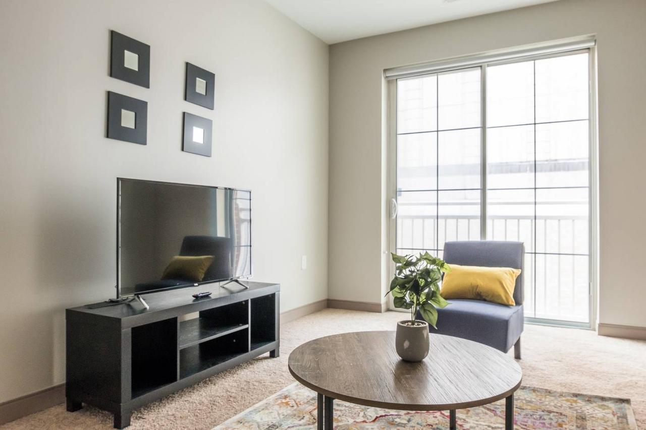 Center Of Entertainment - 1br At The Commons - thumb 4