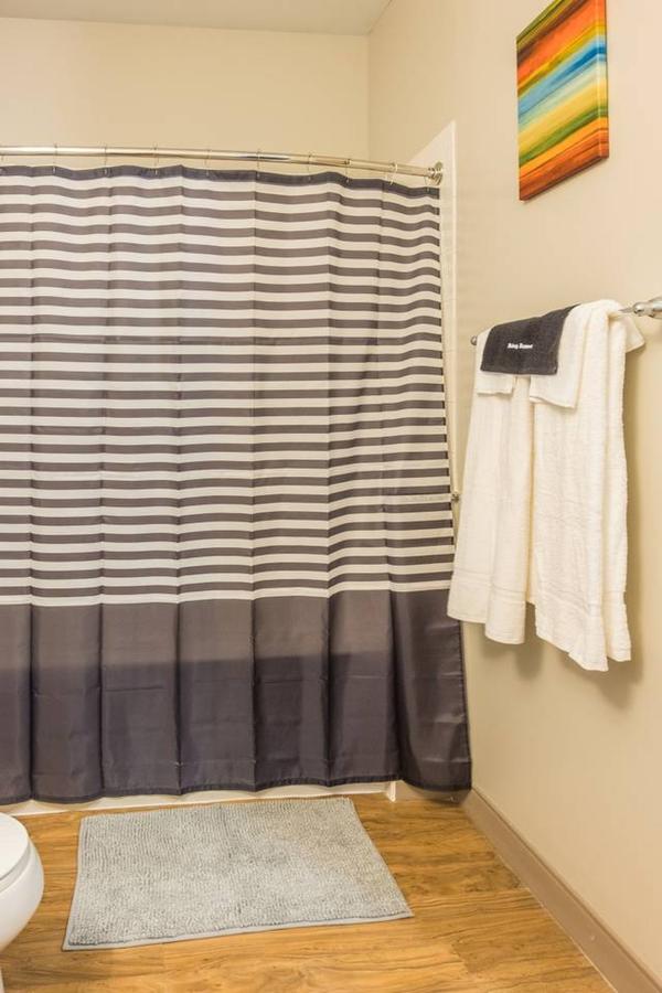 Center Of Entertainment - 1br At The Commons - thumb 13