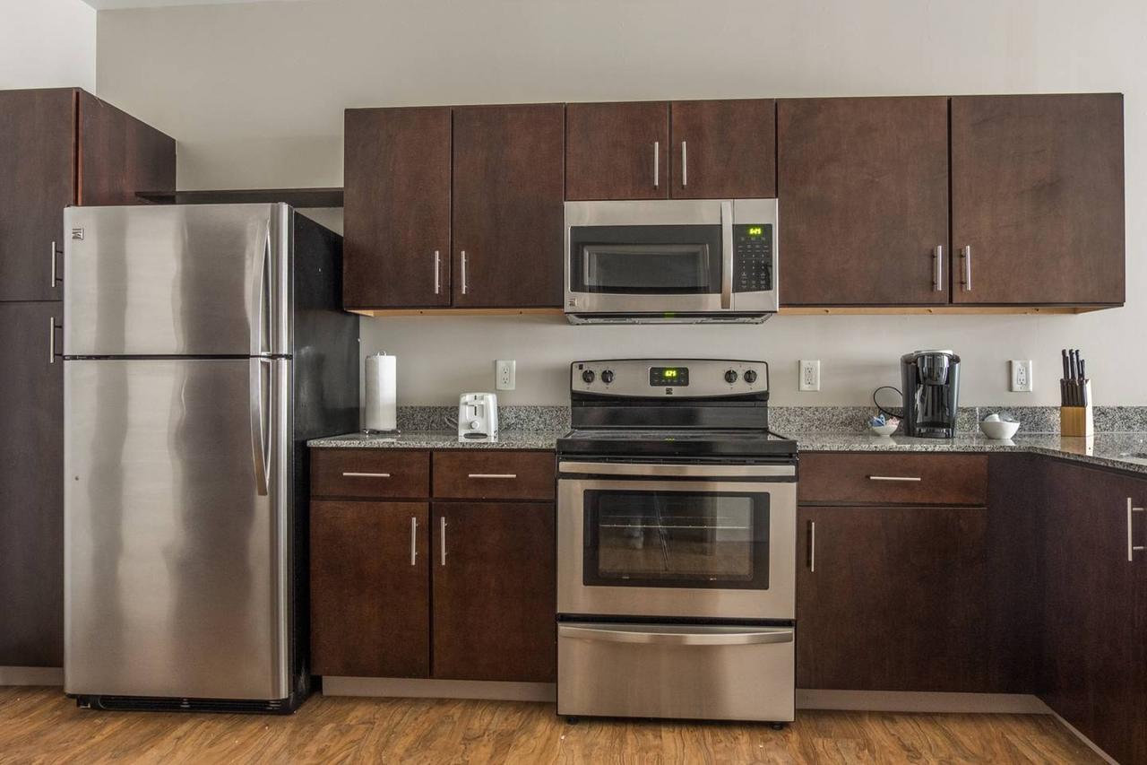 Center Of Entertainment - 1br At The Commons - thumb 5