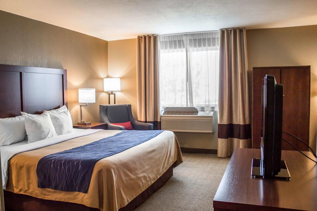 Comfort Inn & Suites Fremont - thumb 11