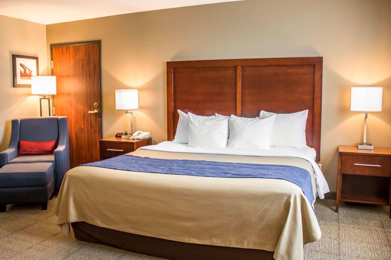 Comfort Inn & Suites Fremont - thumb 6