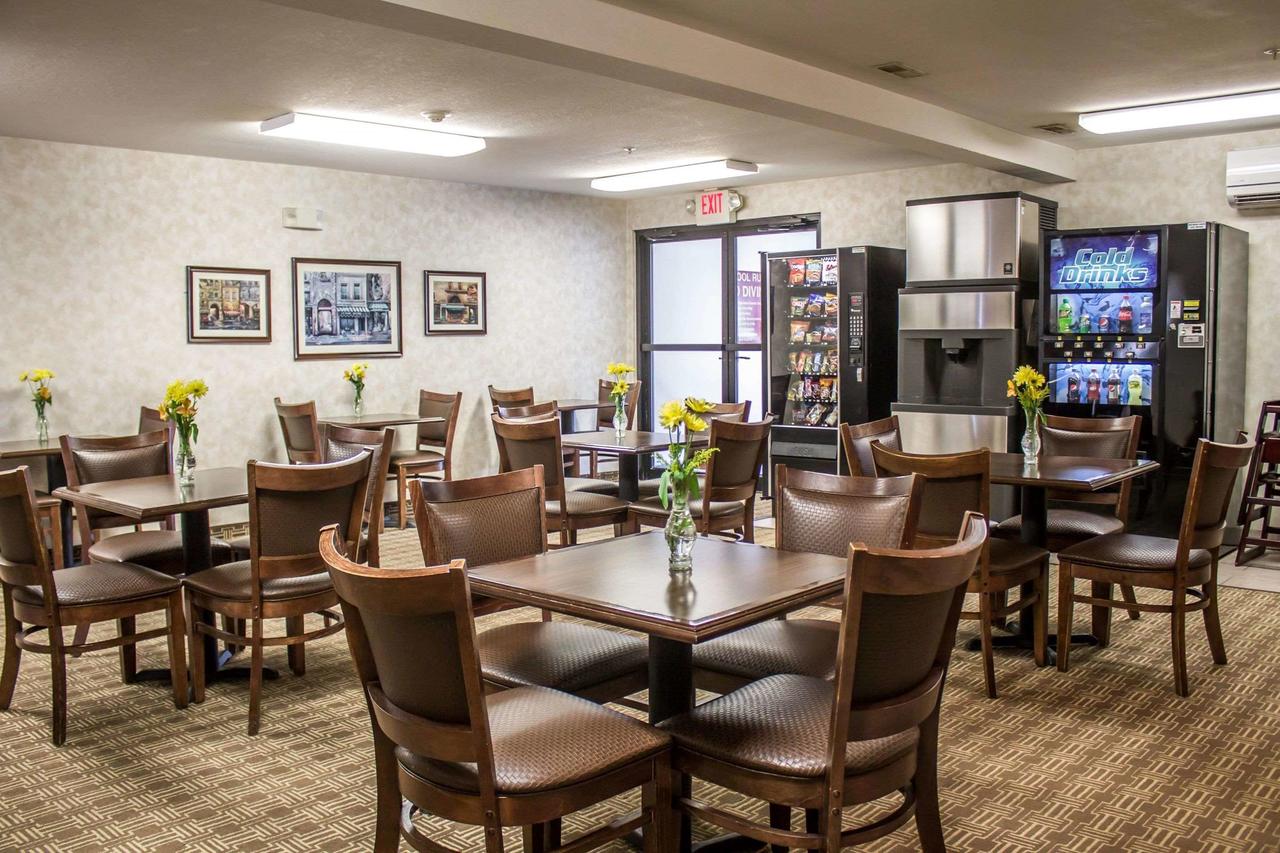 Comfort Inn & Suites Fremont - thumb 3