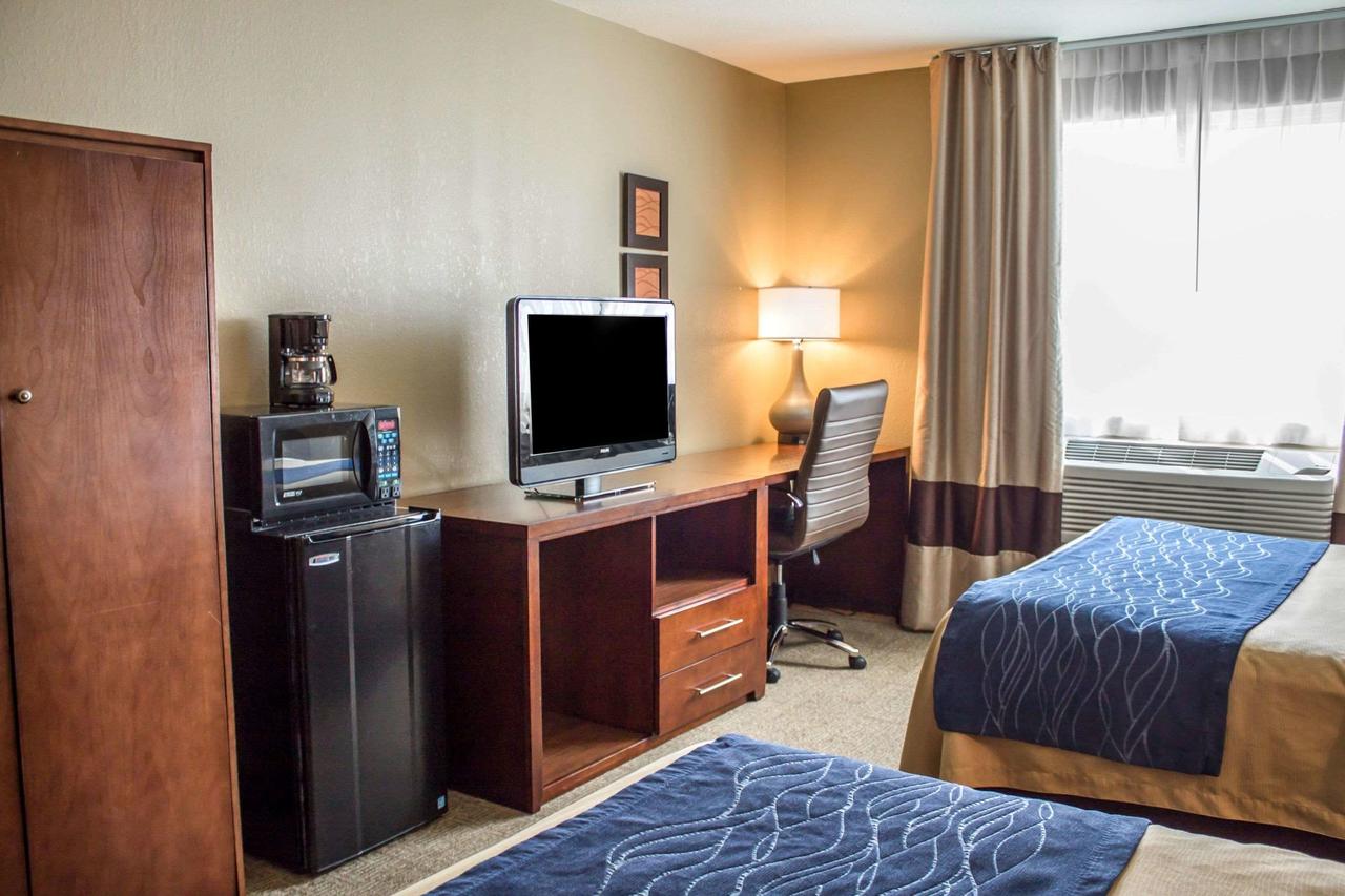 Comfort Inn & Suites Fremont - thumb 25