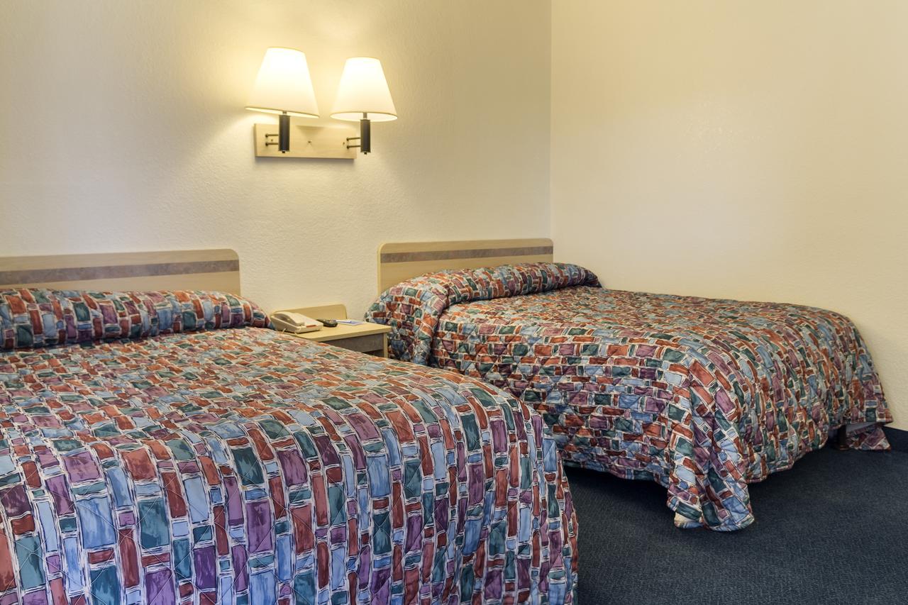Rodeway Inn Columbus - thumb 27