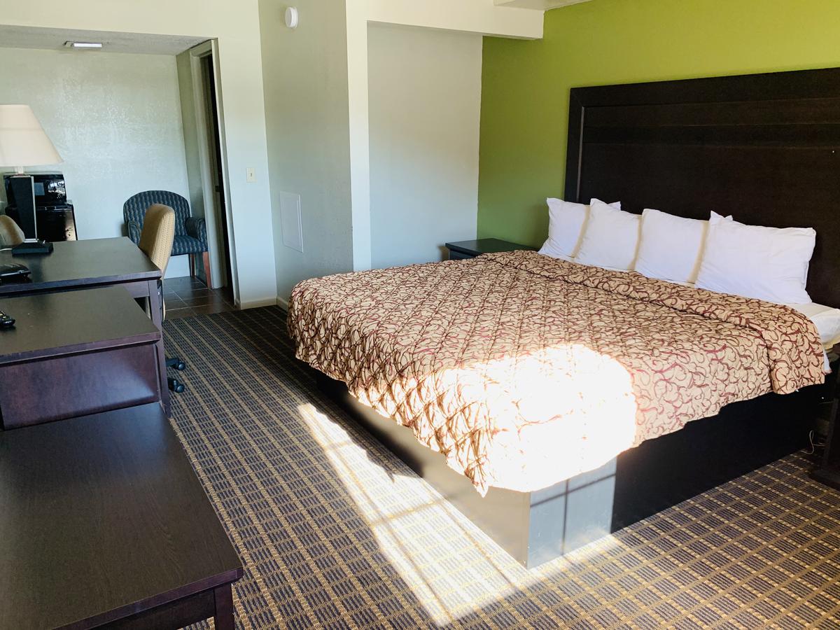 Budget Inn Toledo/Maumee - thumb 10