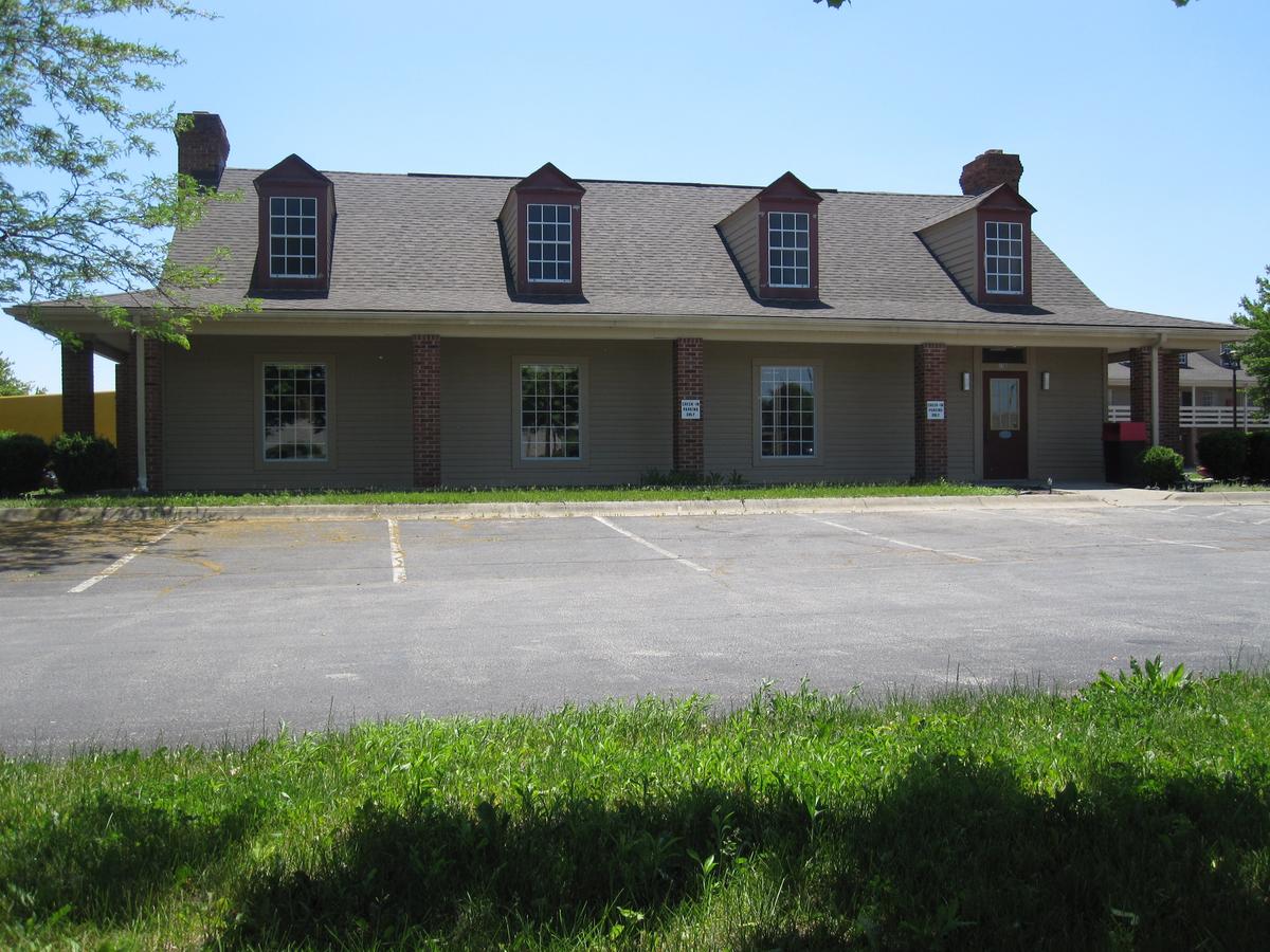 Budget Inn Toledo/Maumee - thumb 0
