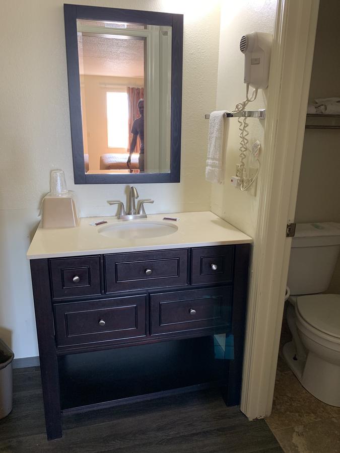 Budget Inn Toledo/Maumee - thumb 7