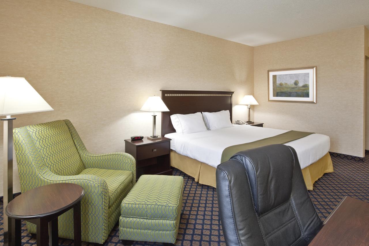 Holiday Inn Express Hotel & Suites Delaware-Columbus Area - thumb 20
