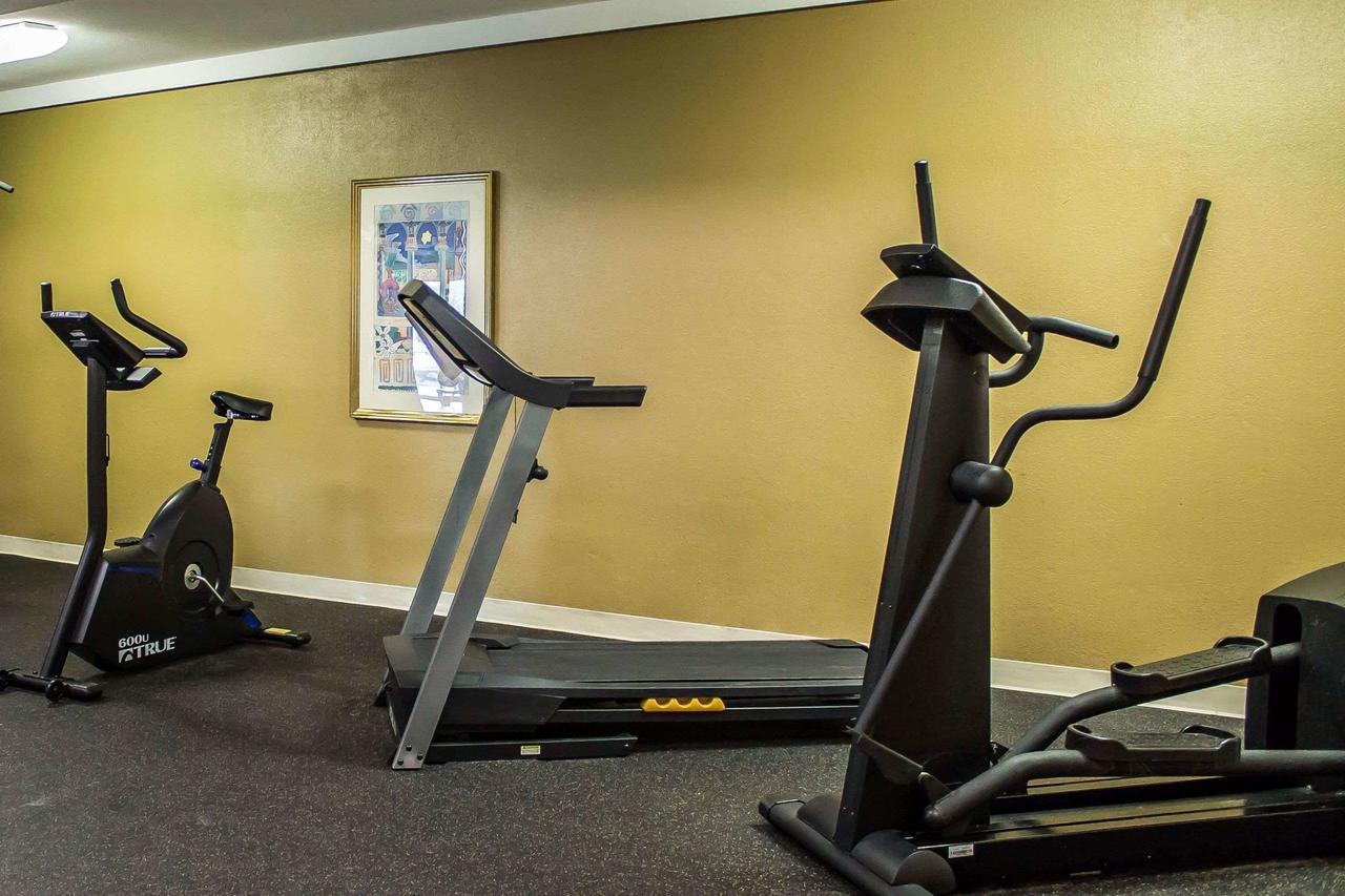 Quality Inn & Suites North - thumb 17