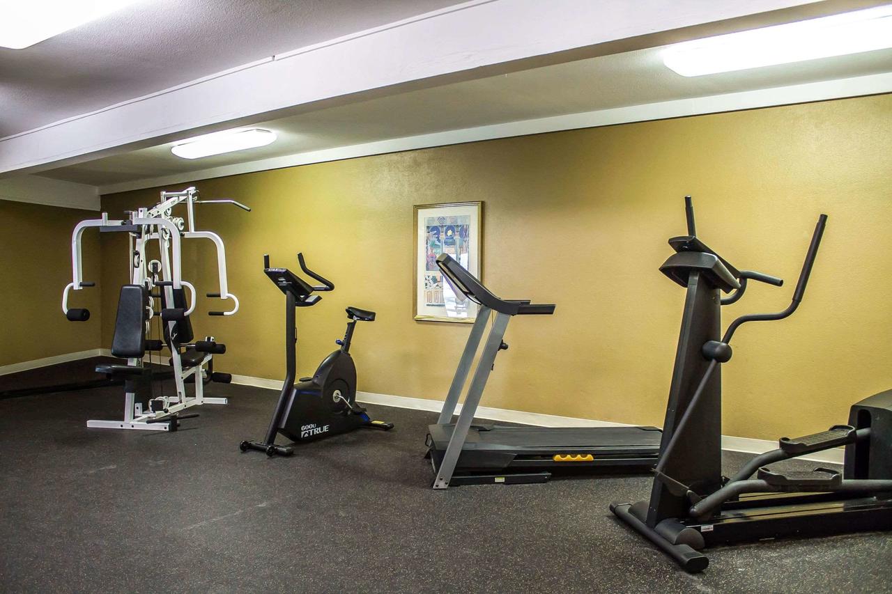 Quality Inn & Suites North - thumb 19