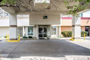 Quality Inn & Suites North