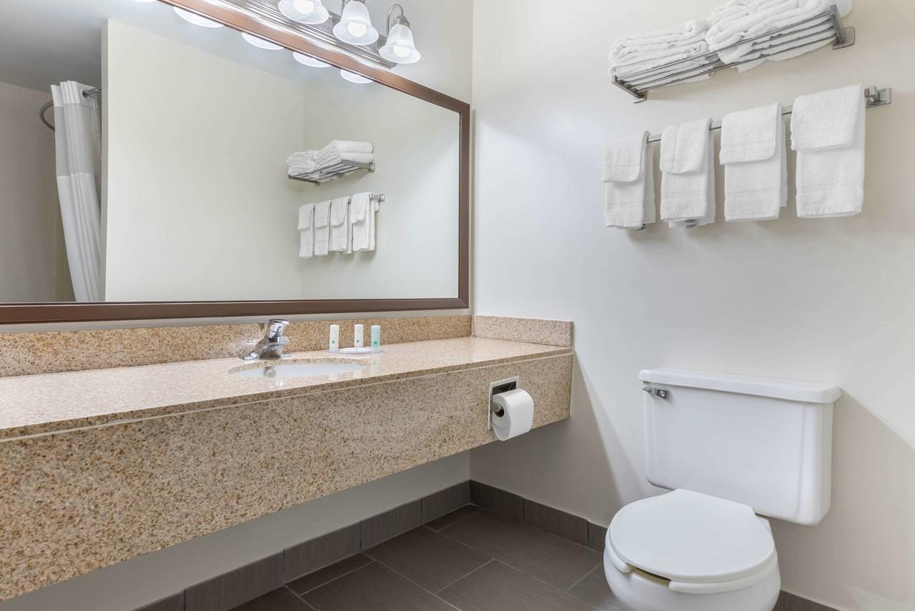 Quality Inn - Fairborn - thumb 13