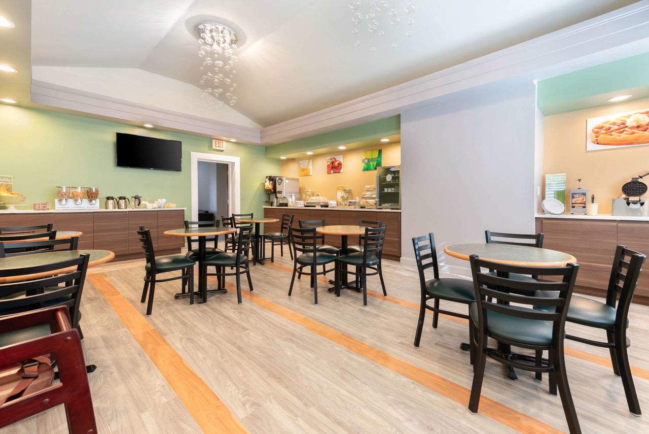 Quality Inn - Fairborn - thumb 25