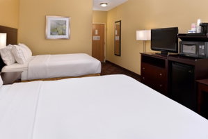 Holiday Inn Express Hotel & Suites Cincinnati-North/Sharonville