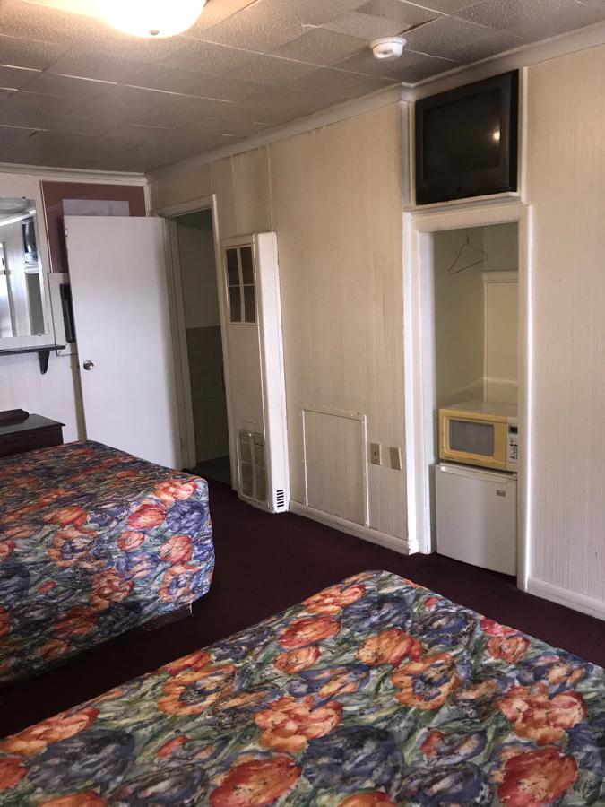 Coronado Motel - thumb 1