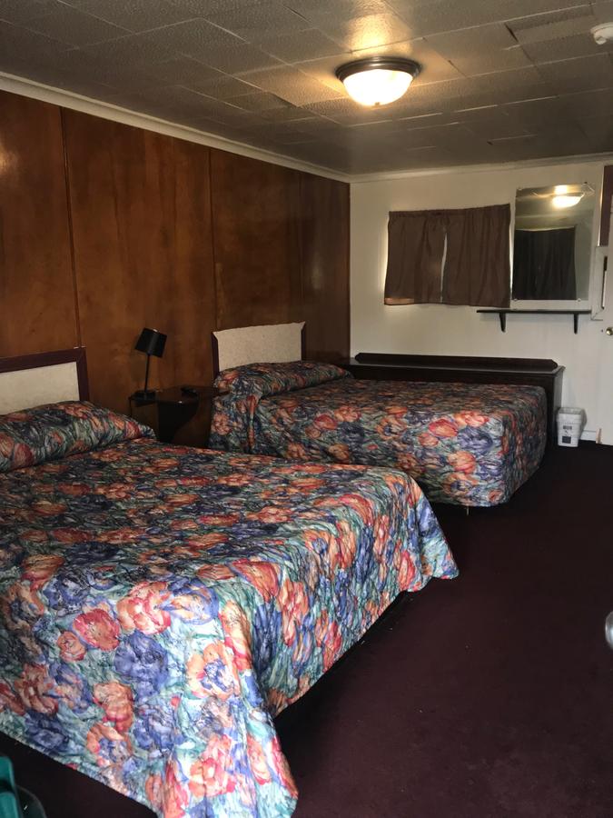 Coronado Motel - thumb 2