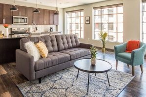 City Fun @ Loft In Heart Of Downtown - Near River