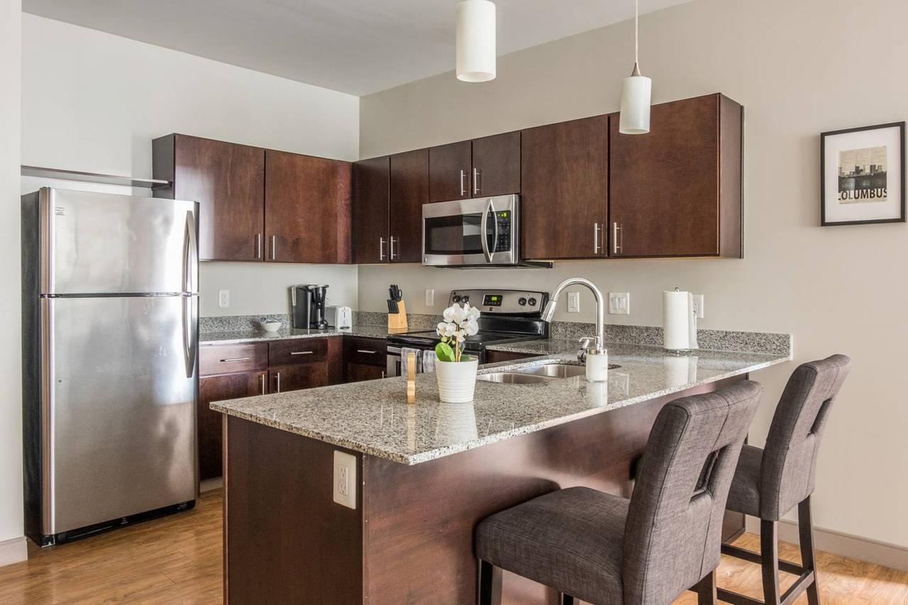 Hottest Spot @ The Commons - 2br + Gym Near Dining - thumb 12