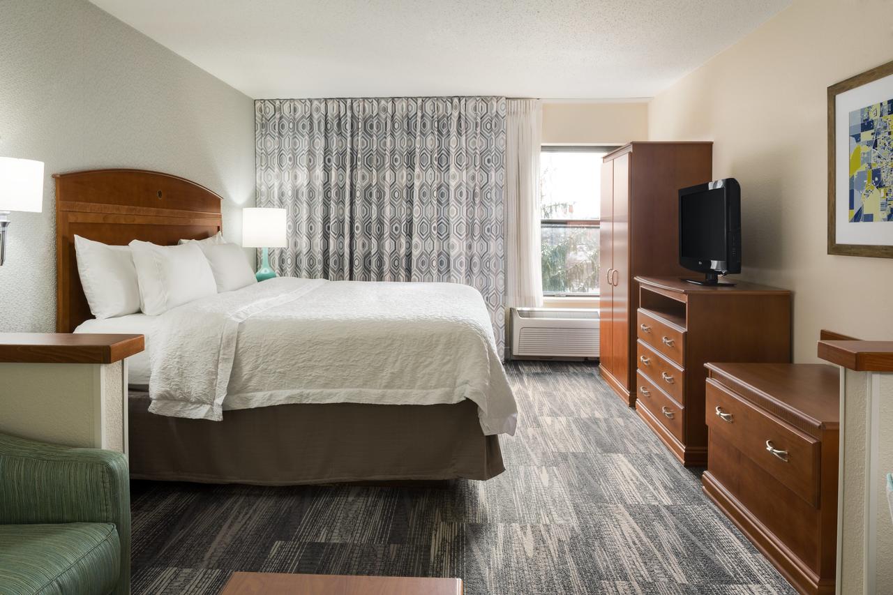 Hampton Inn Findlay - thumb 21