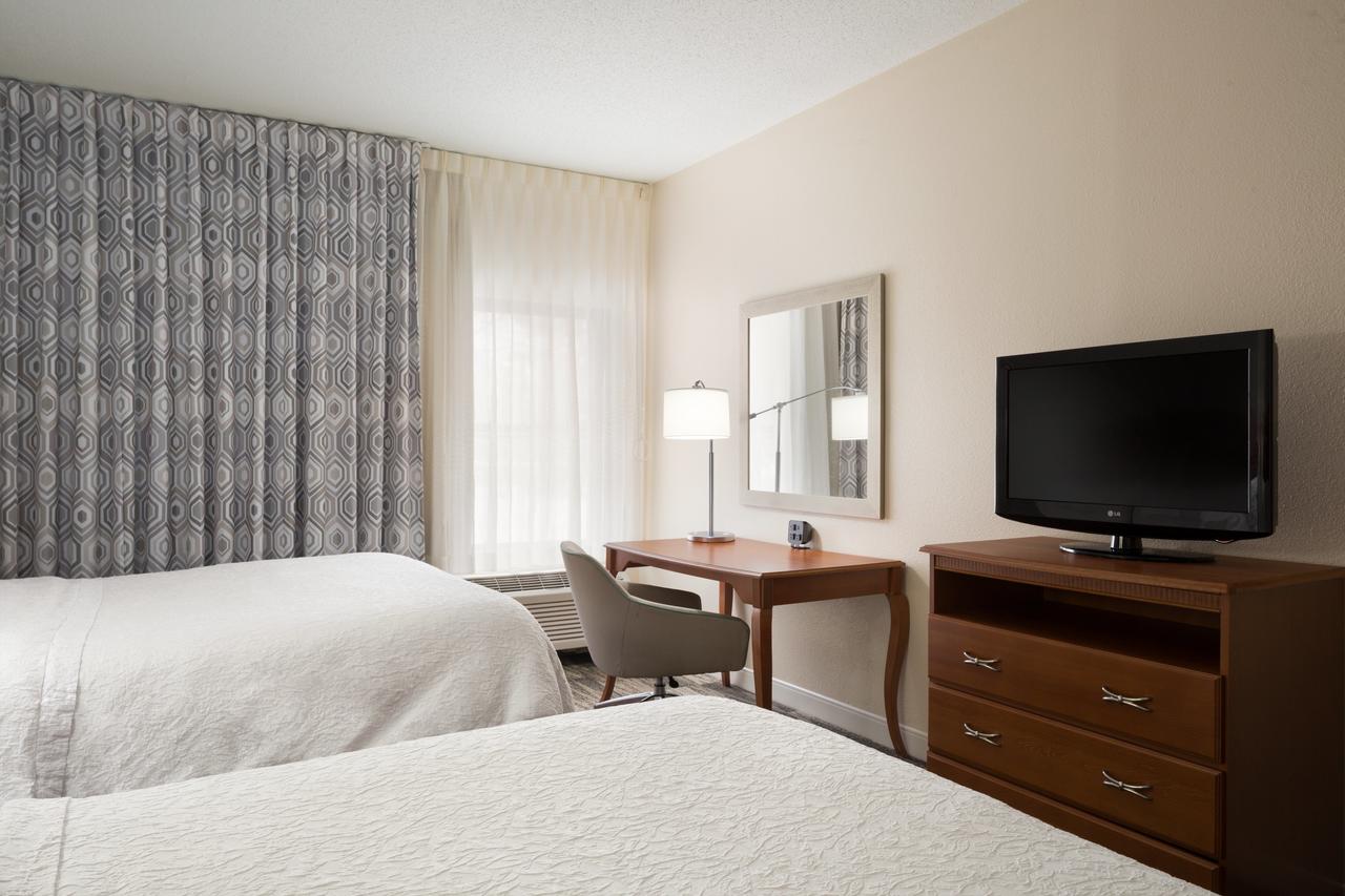 Hampton Inn Findlay - thumb 2