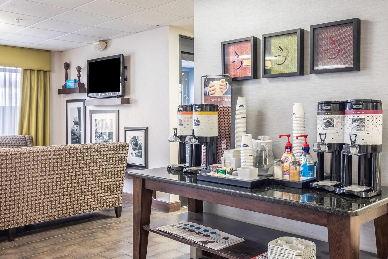 Hampton Inn Youngstown-North - thumb 2