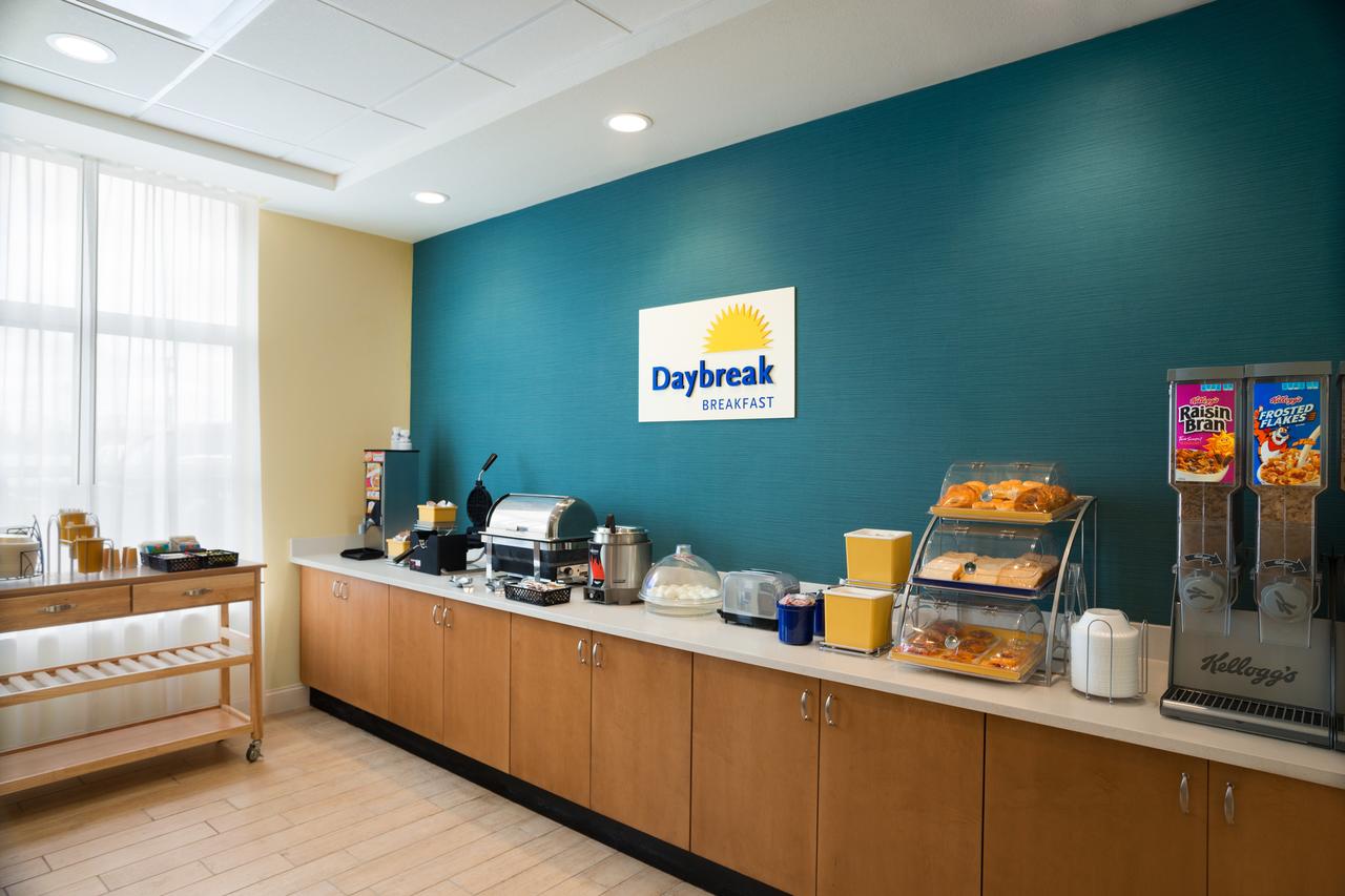 Days Inn & Suites By Wyndham Belmont - thumb 13