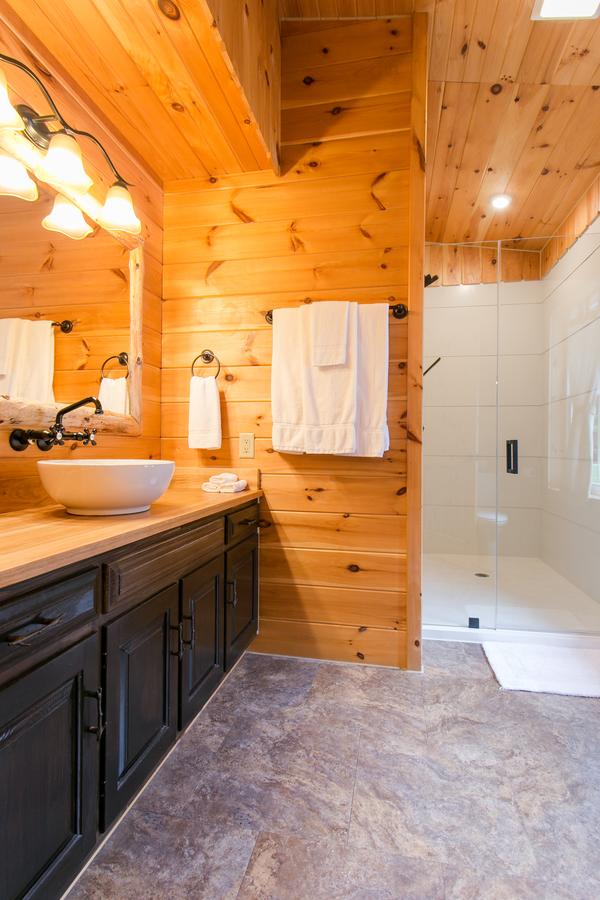 Pine Cove Farmhouse - thumb 19