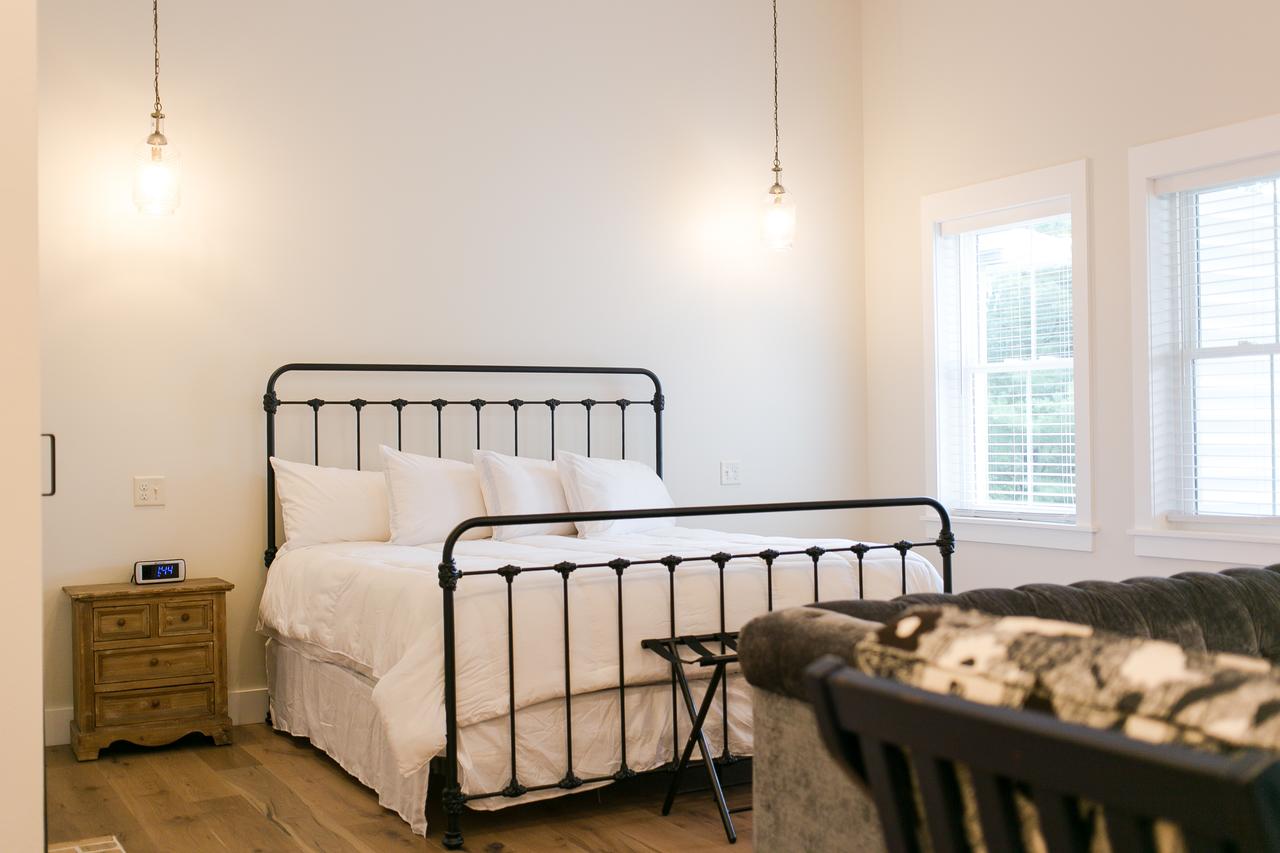 Pine Cove Farmhouse - thumb 15