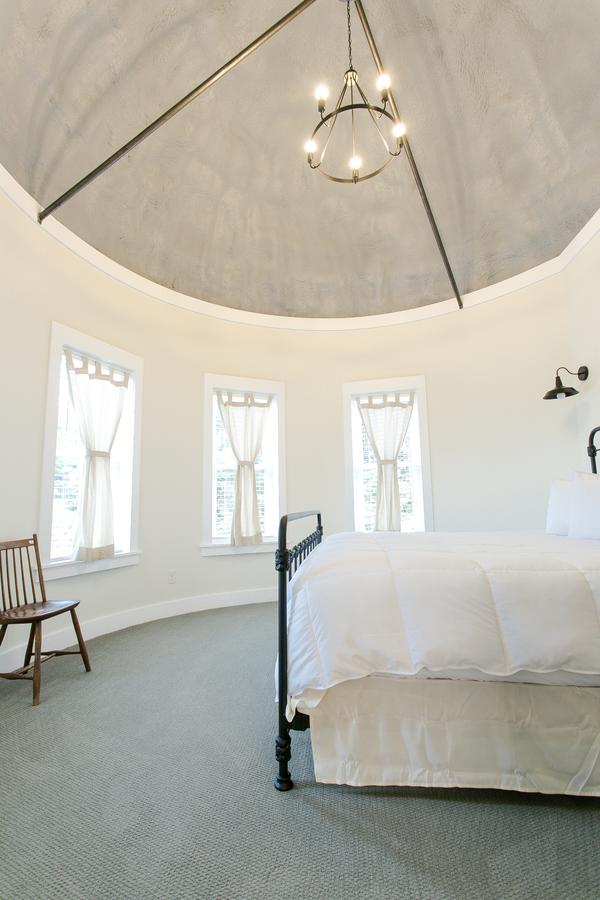 Pine Cove Farmhouse - thumb 6