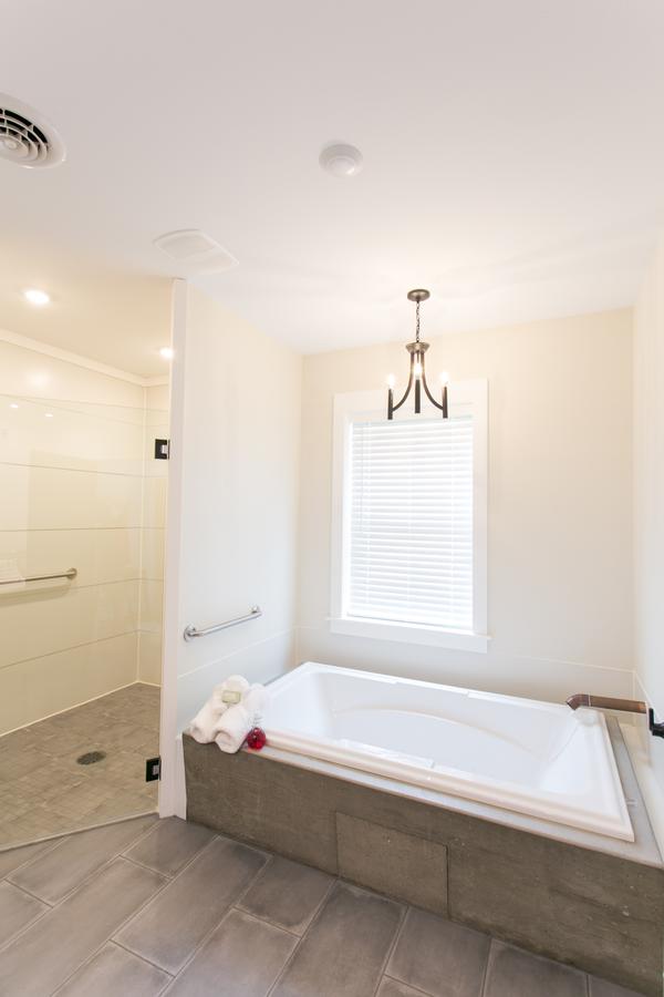 Pine Cove Farmhouse - thumb 23