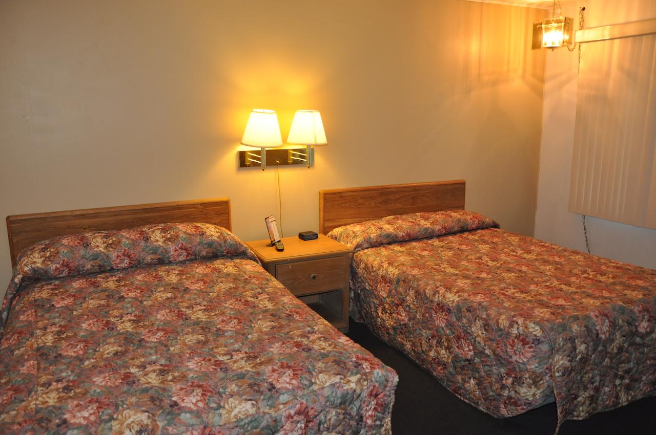 Mecca Motel Sandusky - thumb 2