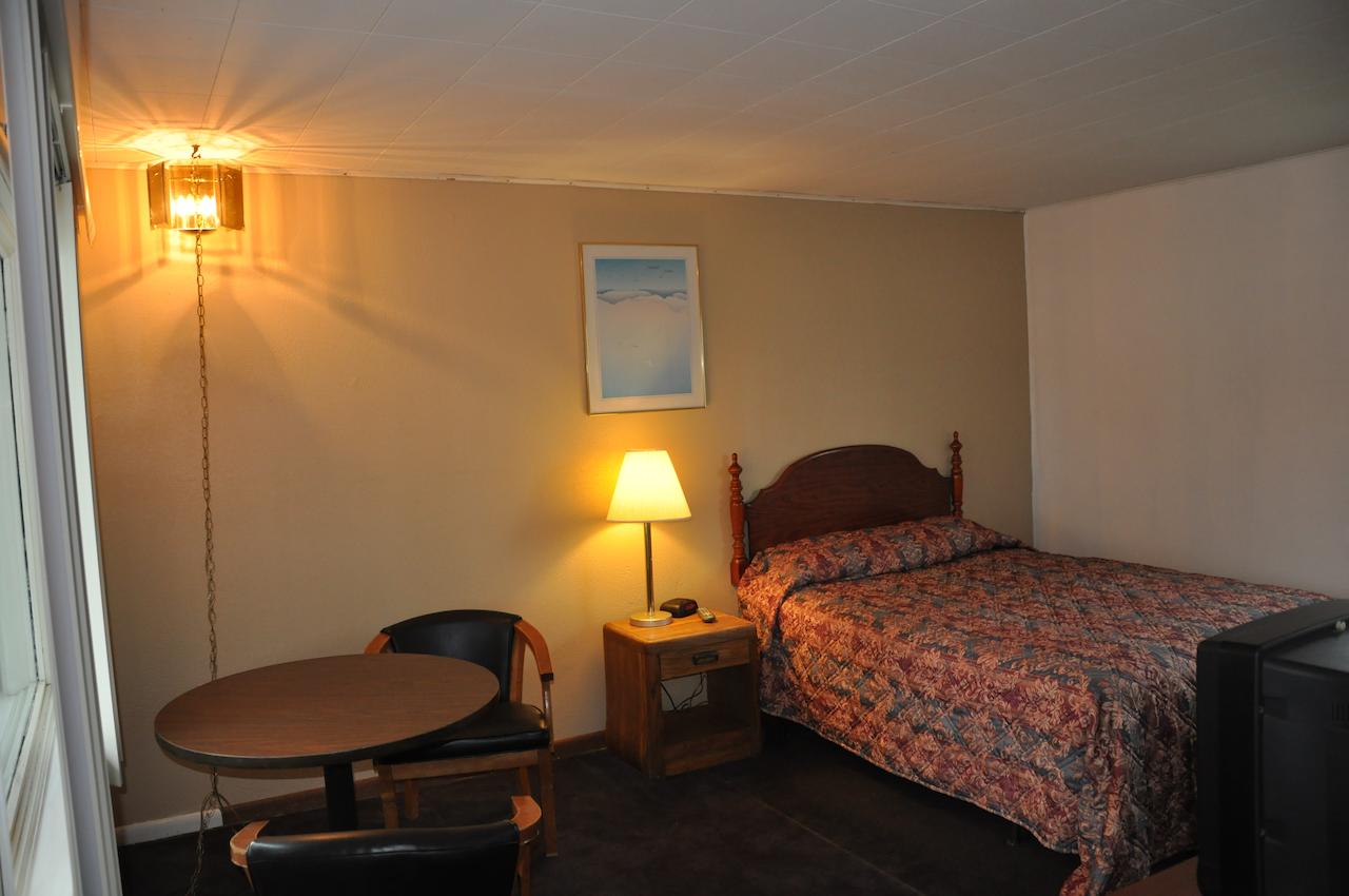 Mecca Motel Sandusky - thumb 4