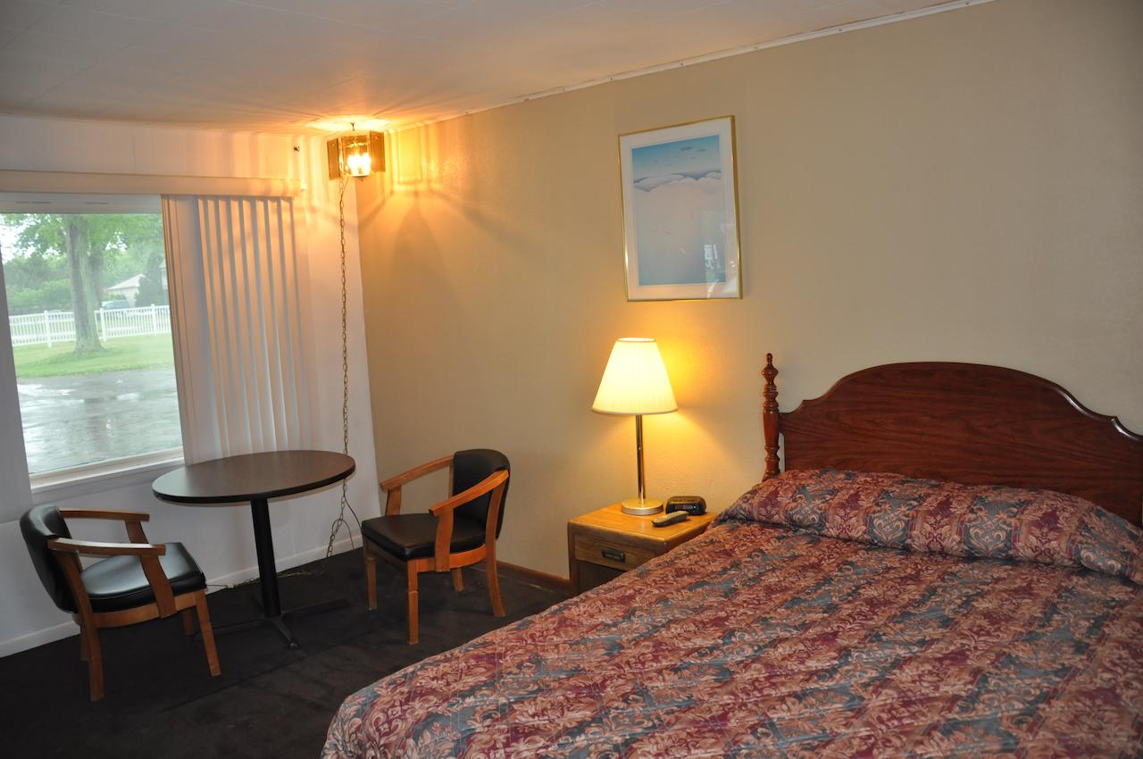 Mecca Motel Sandusky - thumb 3