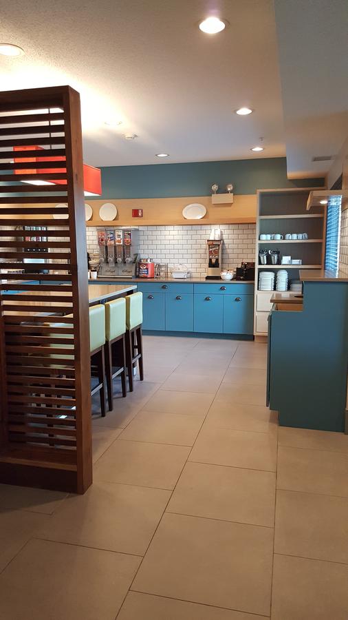 Country Inn & Suites By Radisson, Springfield, OH - thumb 10