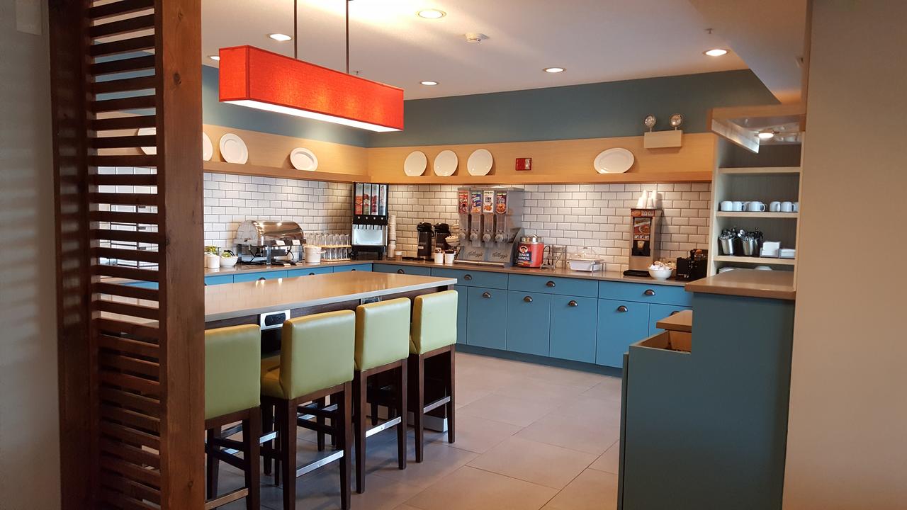 Country Inn & Suites By Radisson, Springfield, OH - thumb 11