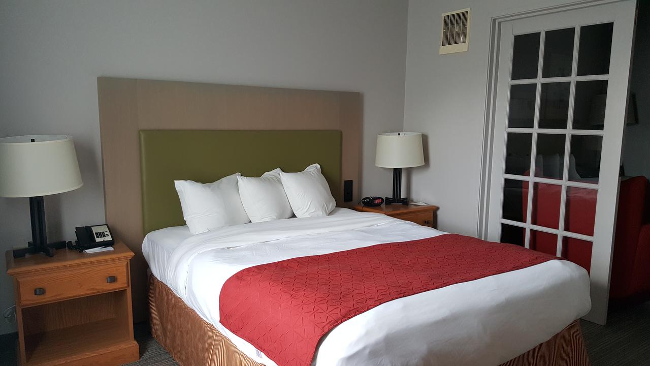 Country Inn & Suites By Radisson, Springfield, OH - thumb 23