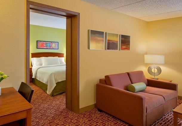 TownePlace Suites Cleveland Airport - thumb 17