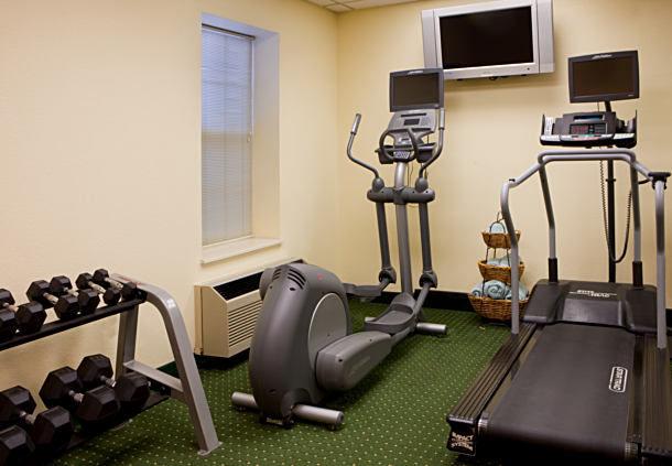 TownePlace Suites Cleveland Airport - thumb 22