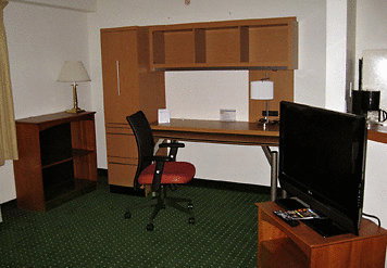 TownePlace Suites Cleveland Airport - thumb 5