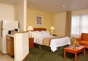 TownePlace Suites Cleveland Airport - thumb 4